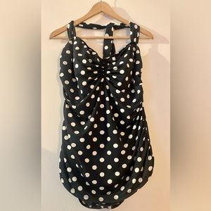Modcloth Beach Blanket Bingo Swimsuit in dark navy. Size 1X, fits true to size.